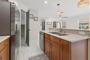 4559 Limerick Dr, Tampa, FL 33610 - Photo 17