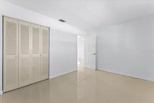 5357 81st St N, Saint Petersburg, FL 33709 - Photo 21
