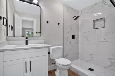 950 26th Avenue S, Saint Petersburg, FL 33705 - Photo 15