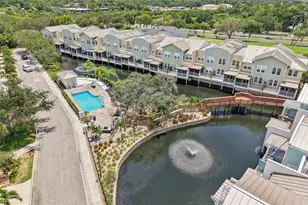 131 Athenian Way, Tarpon Springs, FL 34689 - Photo 31