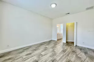 18417 Meadow Blossom Ln, Tampa, FL 33647 - Photo 15