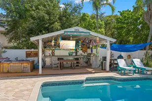 121 Carlyle Dr, Palm Harbor, FL 34683 - Photo 19