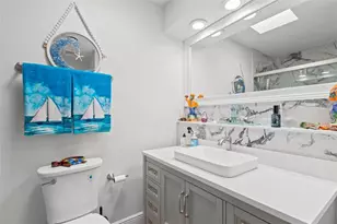 121 Carlyle Dr, Palm Harbor, FL 34683 - Photo 53