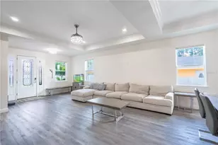 8307 N Gomez Ave, Tampa, FL 33614 - Photo 7