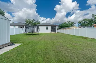 8307 N Gomez Ave, Tampa, FL 33614 - Photo 29