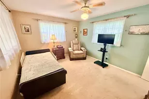 6086 28th Ave N, Saint Petersburg, FL 33710 - Photo 17