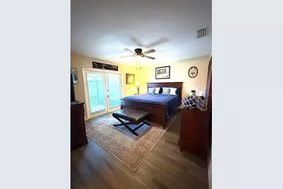 1216 Chestnut Court, Plant City, FL 33563 - Photo 11