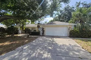 5697 Country Lakes Dr, Sarasota, FL 34243 - Photo 1