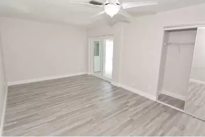 143 Boca Ciega Point Boulevard N, Saint Petersburg, FL 33708 - Photo 23