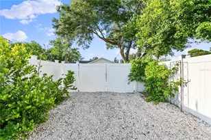 4740 22nd Ave N, Saint Petersburg, FL 33713 - Photo 33