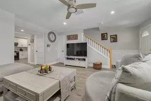 802 Mindy Ct, Largo, FL 33771 - Photo 13