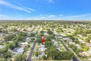 11478 Imperial Grove Dr E, Largo, FL 33774 - Photo 39