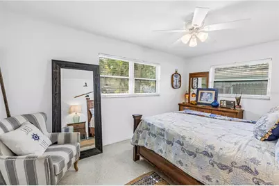 11478 Imperial Grove Drive E, Largo, FL 33774 - Photo 17