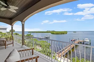 2057 N Pointe Alexis Dr, Tarpon Springs, FL 34689 - Photo 27