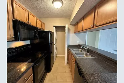 209 Lake Brook Circle #103, Brandon, FL 33511 - Photo 13