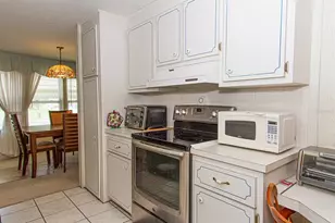 26 Hamilton Ln, Palm Harbor, FL 34684 - Photo 9