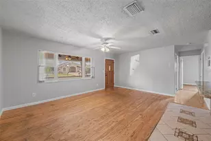 5580 58th Ave N, Saint Petersburg, FL 33709 - Photo 7