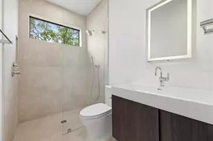 2517 Riverside Dr, Tampa, FL 33602 - Photo 41