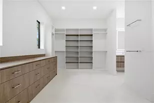 2517 N Riverside Dr, Tampa, FL 33602 - Photo 35