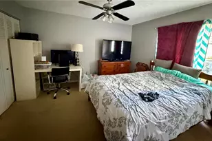 8703 Bardmoor Blvd, Seminole, FL 33777 - Photo 15