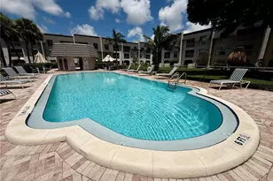 8703 Bardmoor Blvd, Seminole, FL 33777 - Photo 25