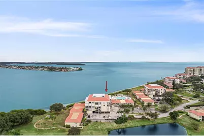6104 Palma Del Mar Boulevard S #302, Saint Petersburg, FL 33715 - Photo 1