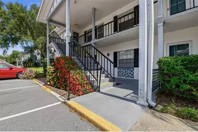 100 Glennes Lane #204, Dunedin, FL 34698 - Photo 3