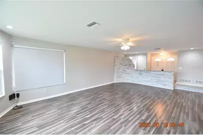 3273 Harbor Lake Drive, Largo, FL 33770 - Photo 7