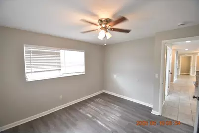3273 Harbor Lake Drive, Largo, FL 33770 - Photo 29