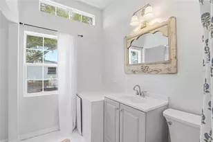 3305 W Ballast Point Blvd, Tampa, FL 33611 - Photo 35