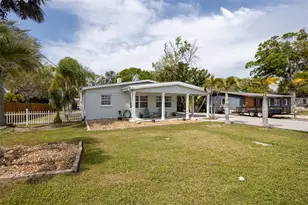 711 Bayshore Dr, Tarpon Springs, FL 34689 - Photo 51