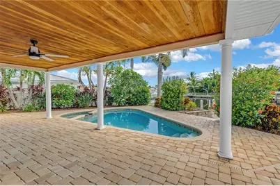 1820 Tanglewood Drive NE, Saint Petersburg, FL 33702 - Photo 39