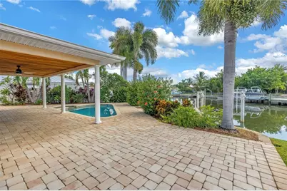 1820 Tanglewood Drive NE, Saint Petersburg, FL 33702 - Photo 41