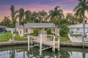 1820 Tanglewood Dr NE, Saint Petersburg, FL 33702 - Photo 37