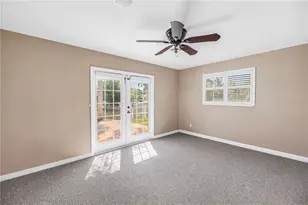 1820 Tanglewood Dr NE, Saint Petersburg, FL 33702 - Photo 29