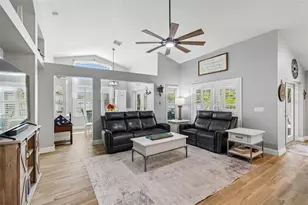 11129 Bridgecreek Dr, Riverview, FL 33569 - Photo 21
