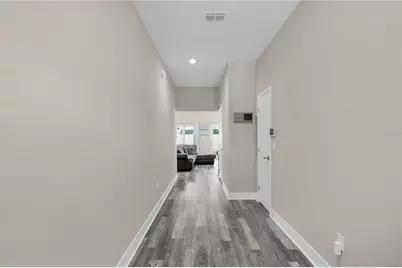 2404 Cassell, Tampa, FL 33605 - Photo 3