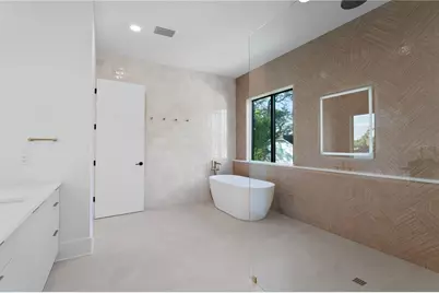 2519 N Riverside Dr, Tampa, FL 33602 - Photo 29