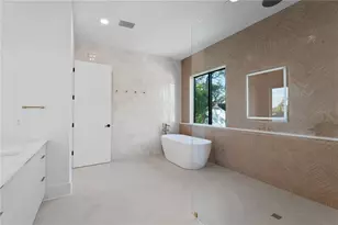 2519 N Riverside Dr, Tampa, FL 33602 - Photo 29