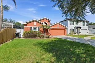 704 Parsons Pointe St, Seffner, FL 33584 - Photo 3