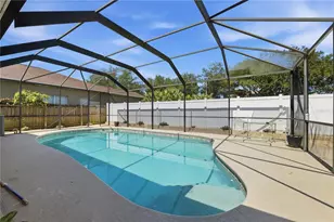 704 Parsons Pointe St, Seffner, FL 33584 - Photo 33