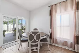 704 Parsons Pointe St, Seffner, FL 33584 - Photo 17