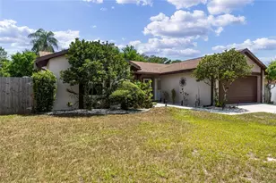 6916 Williams Dr, Tampa, FL 33634 - Photo 5