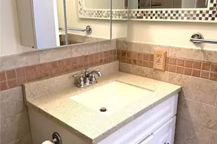 5850 18th St N, Saint Petersburg, FL 33714 - Photo 11