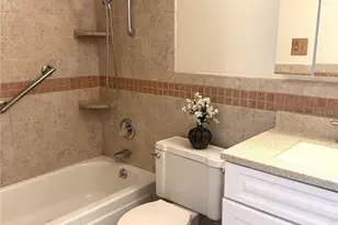 5850 18th St N, Saint Petersburg, FL 33714 - Photo 9