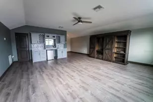 913 Buckhurst Dr, Spring Hill, FL 34609 - Photo 27