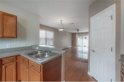 4951 Elizabeth Court, Tampa, FL 33616 - Photo 5