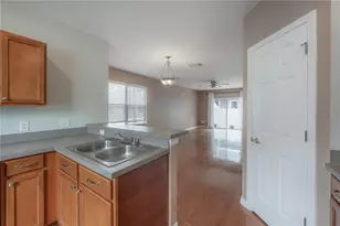 4951 Elizabeth Ct, Tampa, FL 33616 - Photo 5