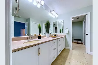 1711 Magdalene Manor Drive, Tampa, FL 33613 - Photo 55