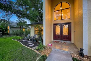 1711 Magdalene Manor Dr, Tampa, FL 33613 - Photo 9